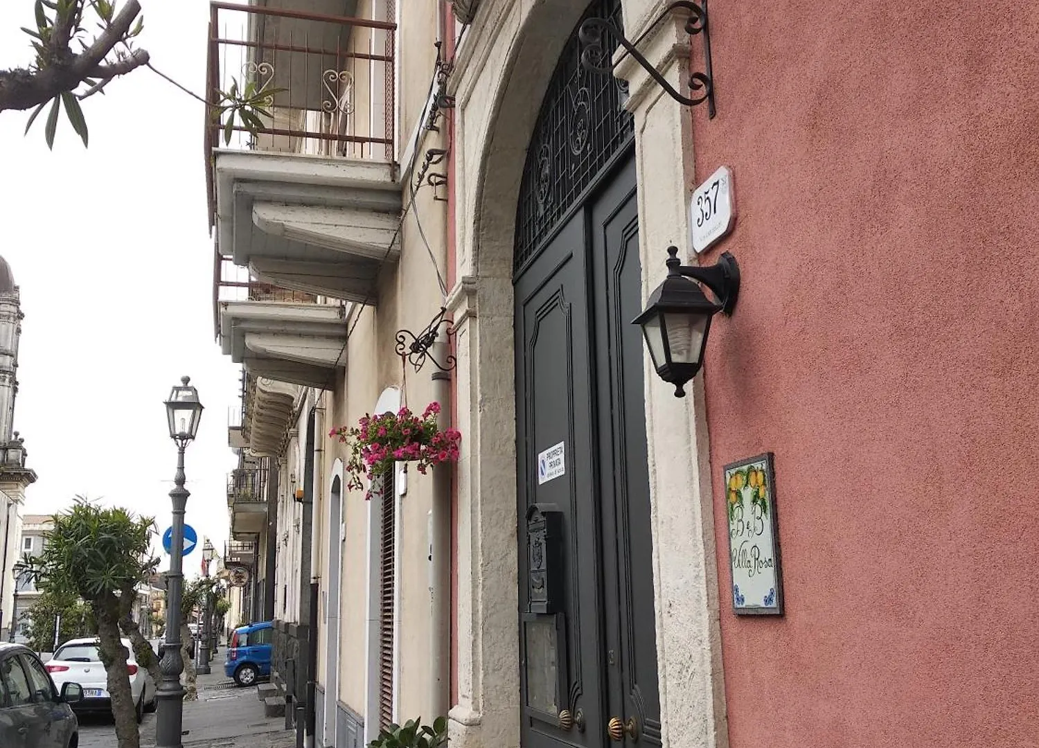Daire Etna Rooms Villa Rosa Zafferana Etnea İtalya